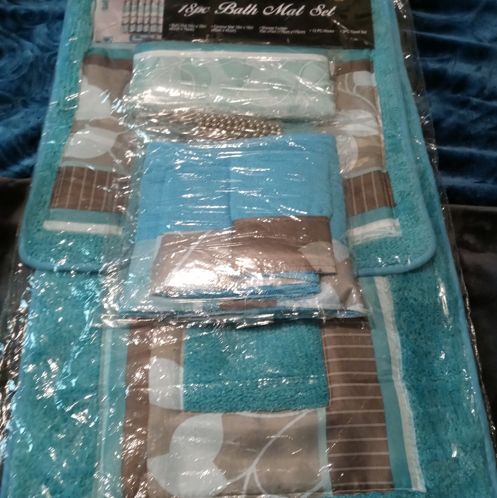 Bathroom set